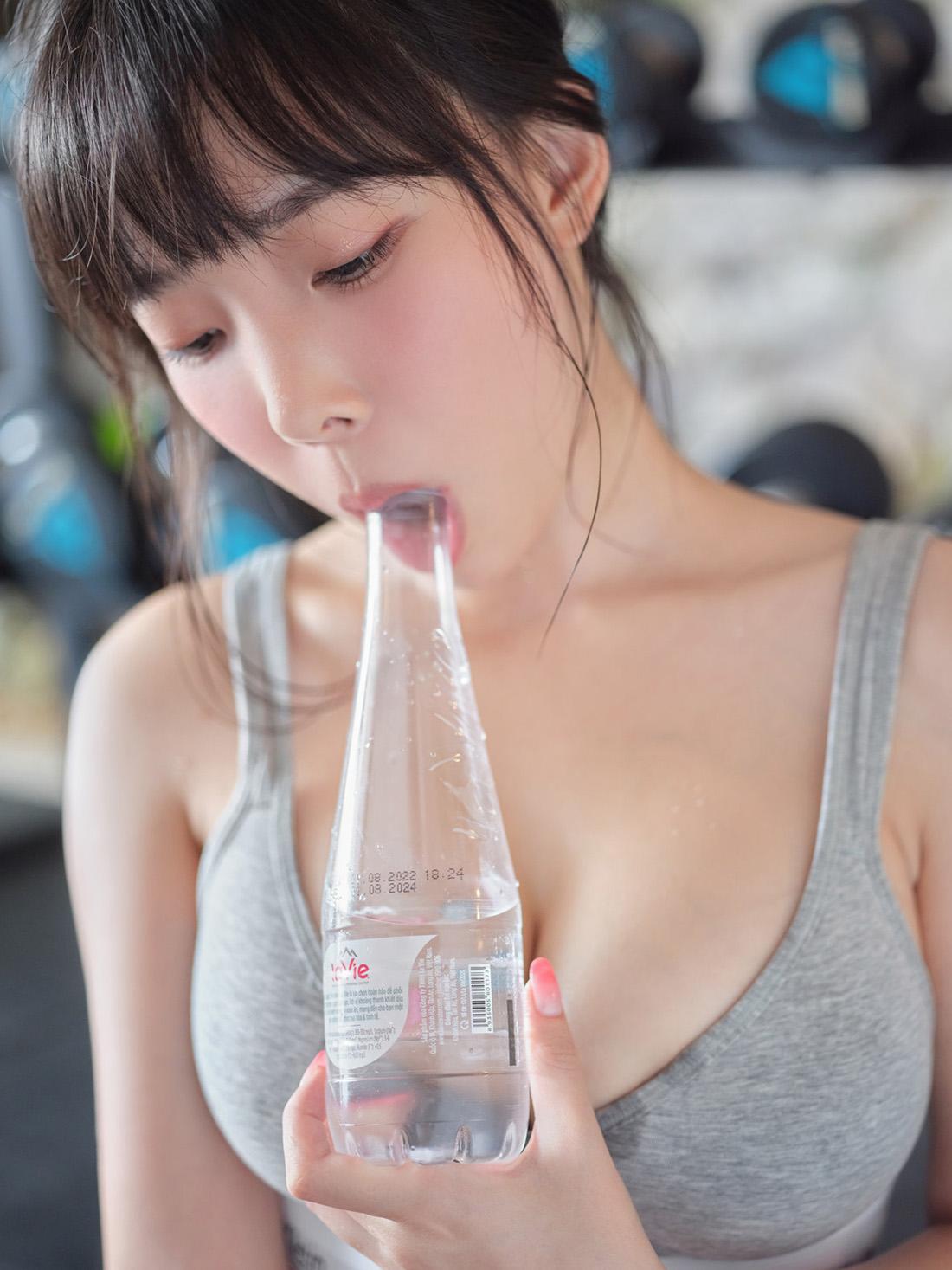 轻奢风穿搭指南：时尚优雅的日常穿搭技巧与推荐